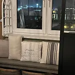 Boho Am Hafen,mit Fahrradern * سفينويتشي