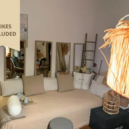 Boho Am Hafen,mit Fahrradern シフィノウイシチェ