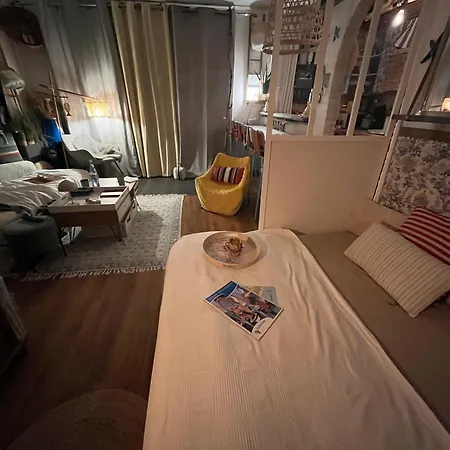 Apartman Boho Am Hafen,mit Fahrradern Und E-rollern Inclusive *