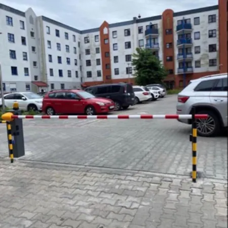 Boho Am Hafen,mit Fahrradern Und E-rollern Inclusive Свиноуйсьце